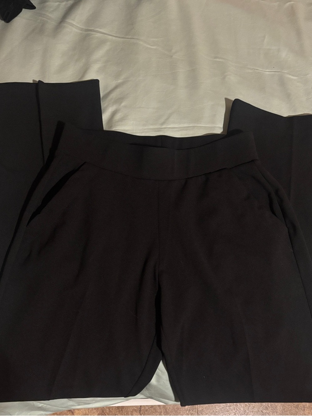 Fashion Nova wide leg pants with pockets